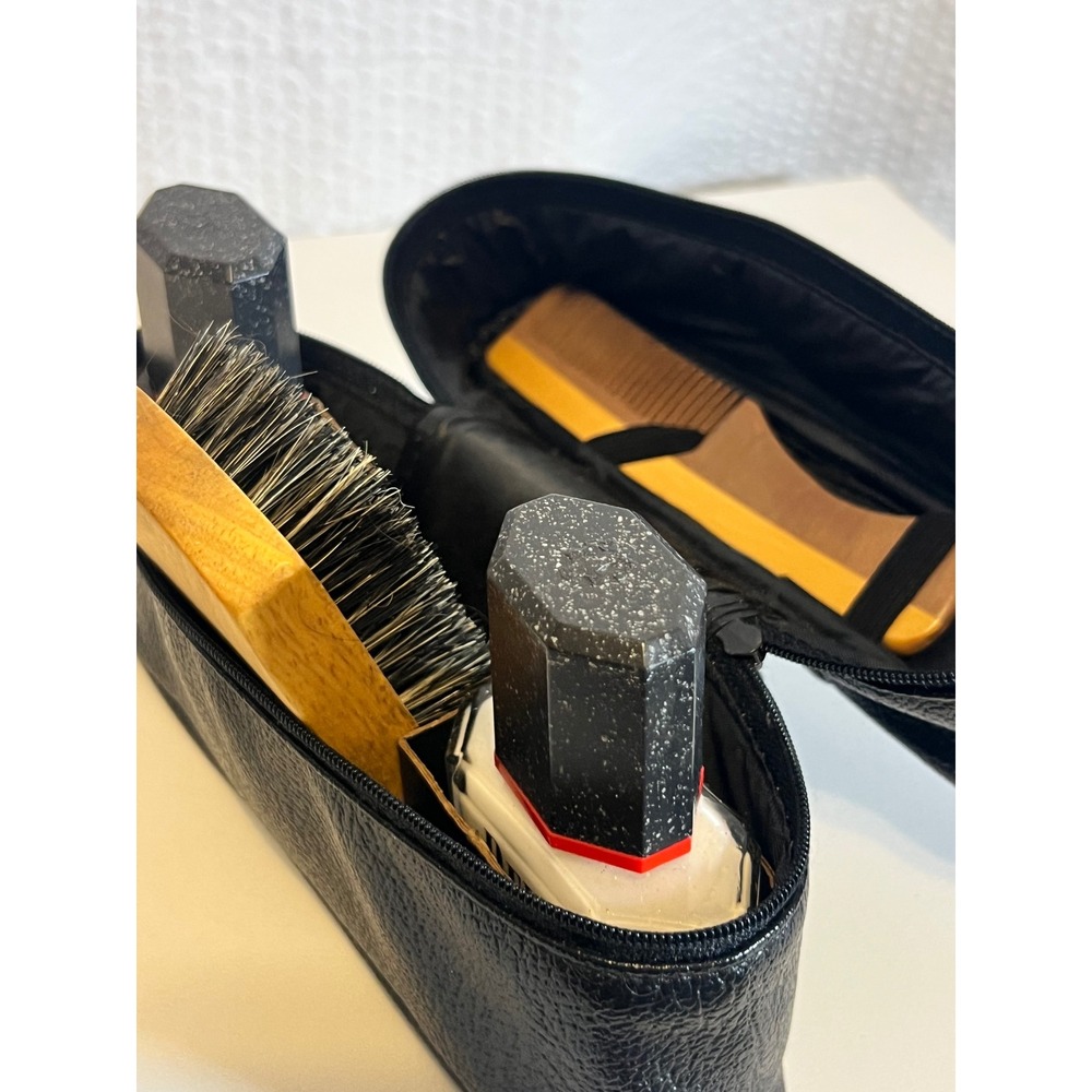 Giorgio Beverly Hills Red Cologne‎ Set Brush Comb Travel Bag Men's Grooming
